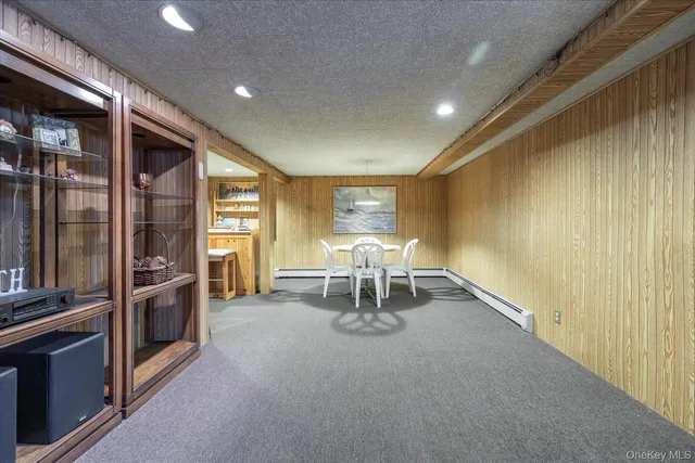 $835,000 | 148 Amherst Road, Valley Stream, NY 11581