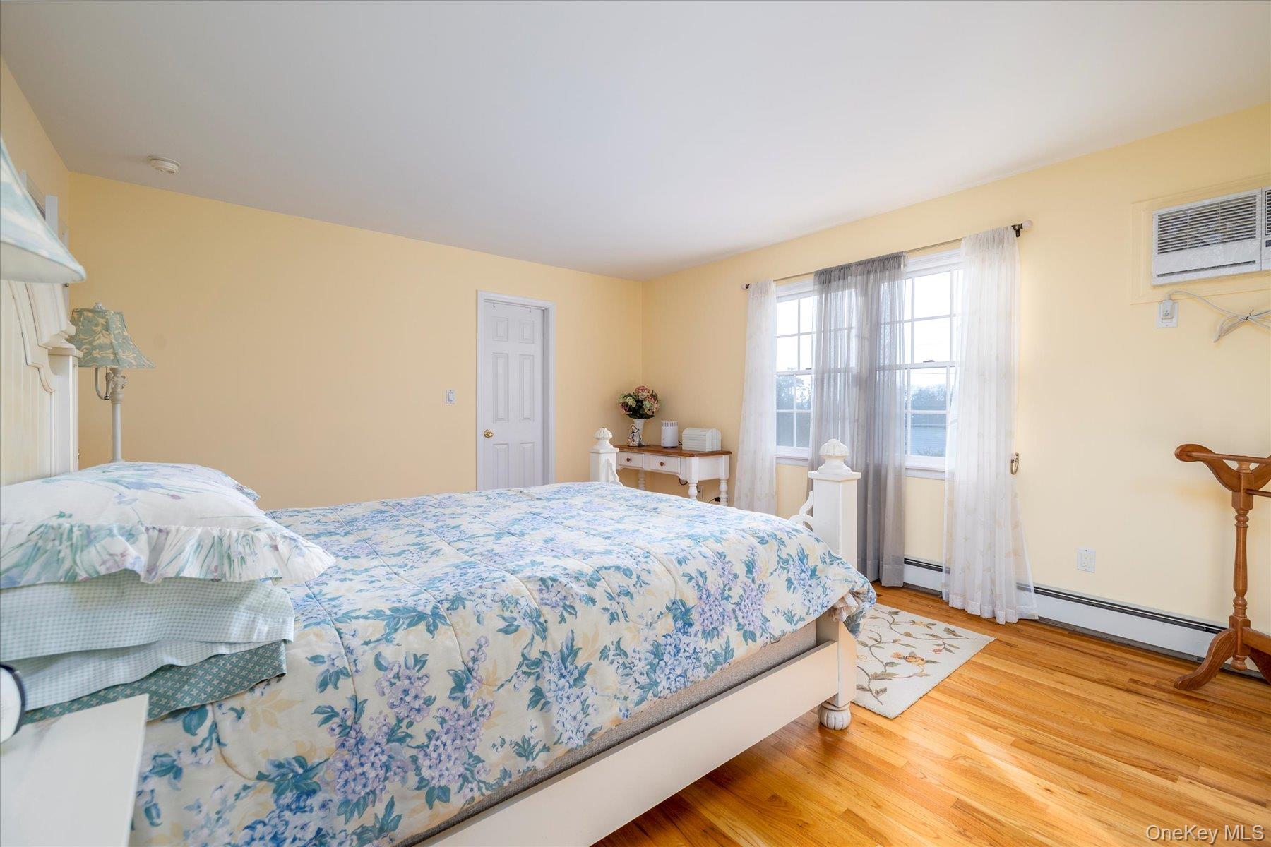 148 Amherst Road Valley Stream, NY 11581 - Photo 10 of 23