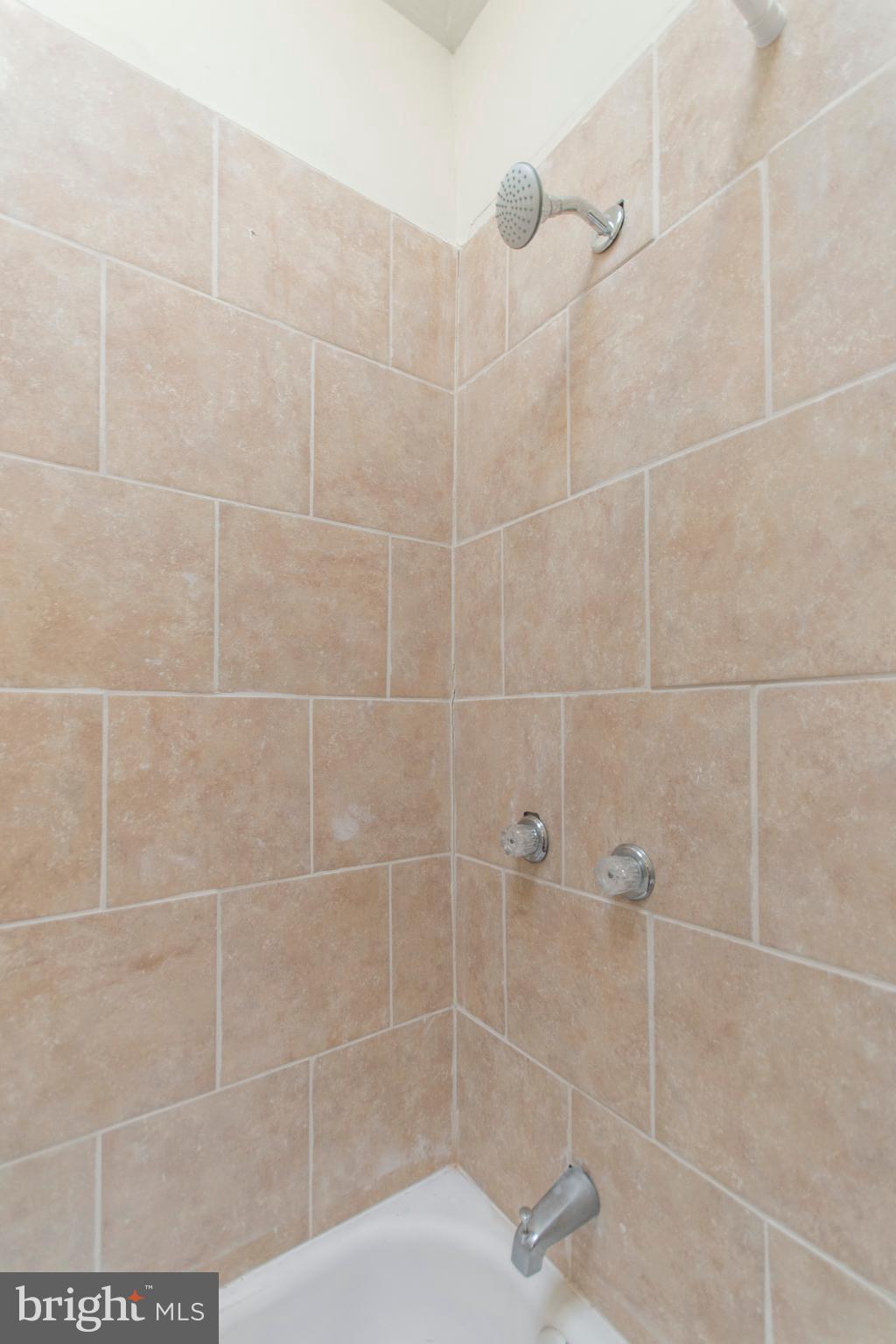 6525 Saybrook Avenue Philadelphia, PA 19142 - Photo 14 of 17