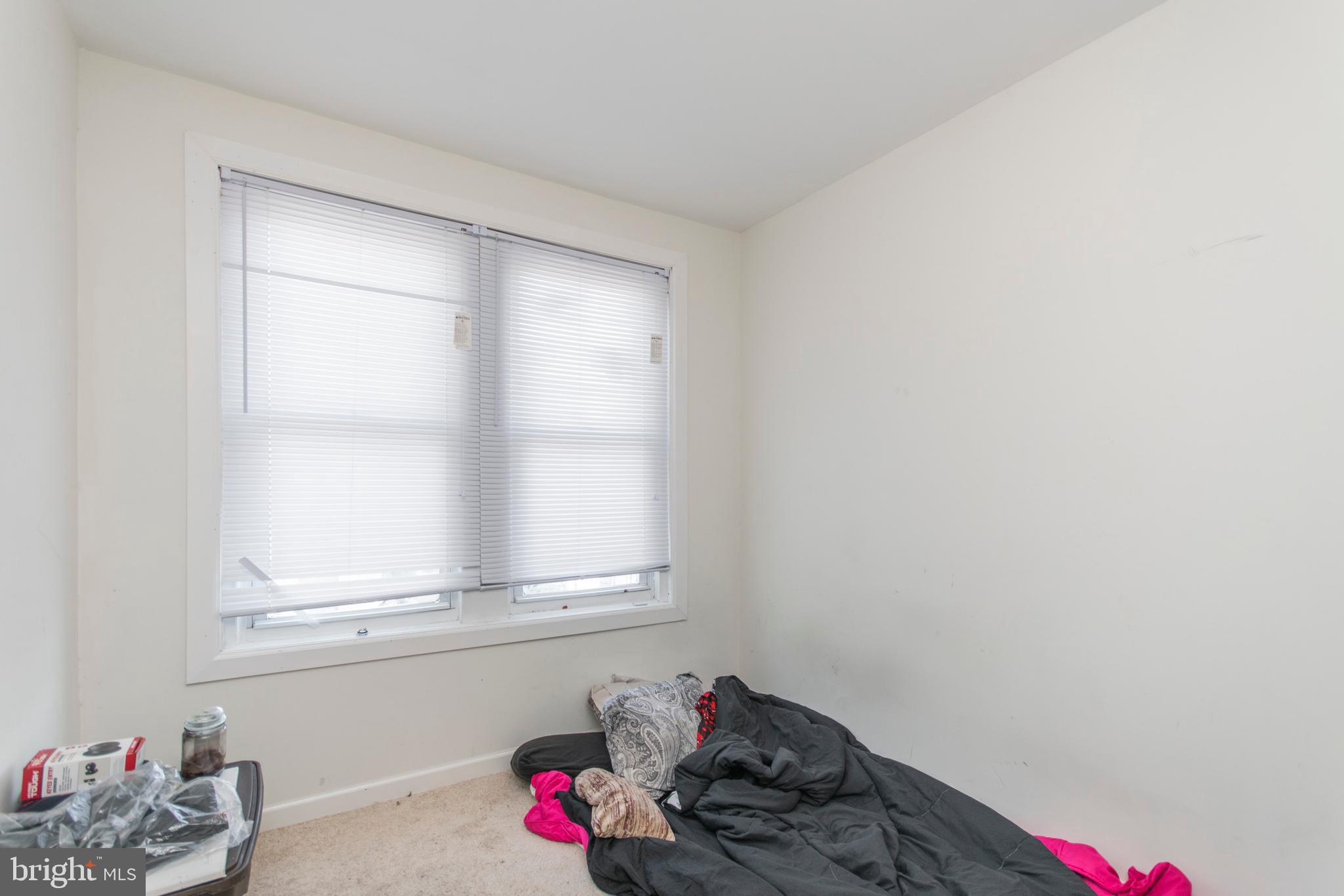 6525 Saybrook Avenue Philadelphia, PA 19142 - Photo 6 of 17