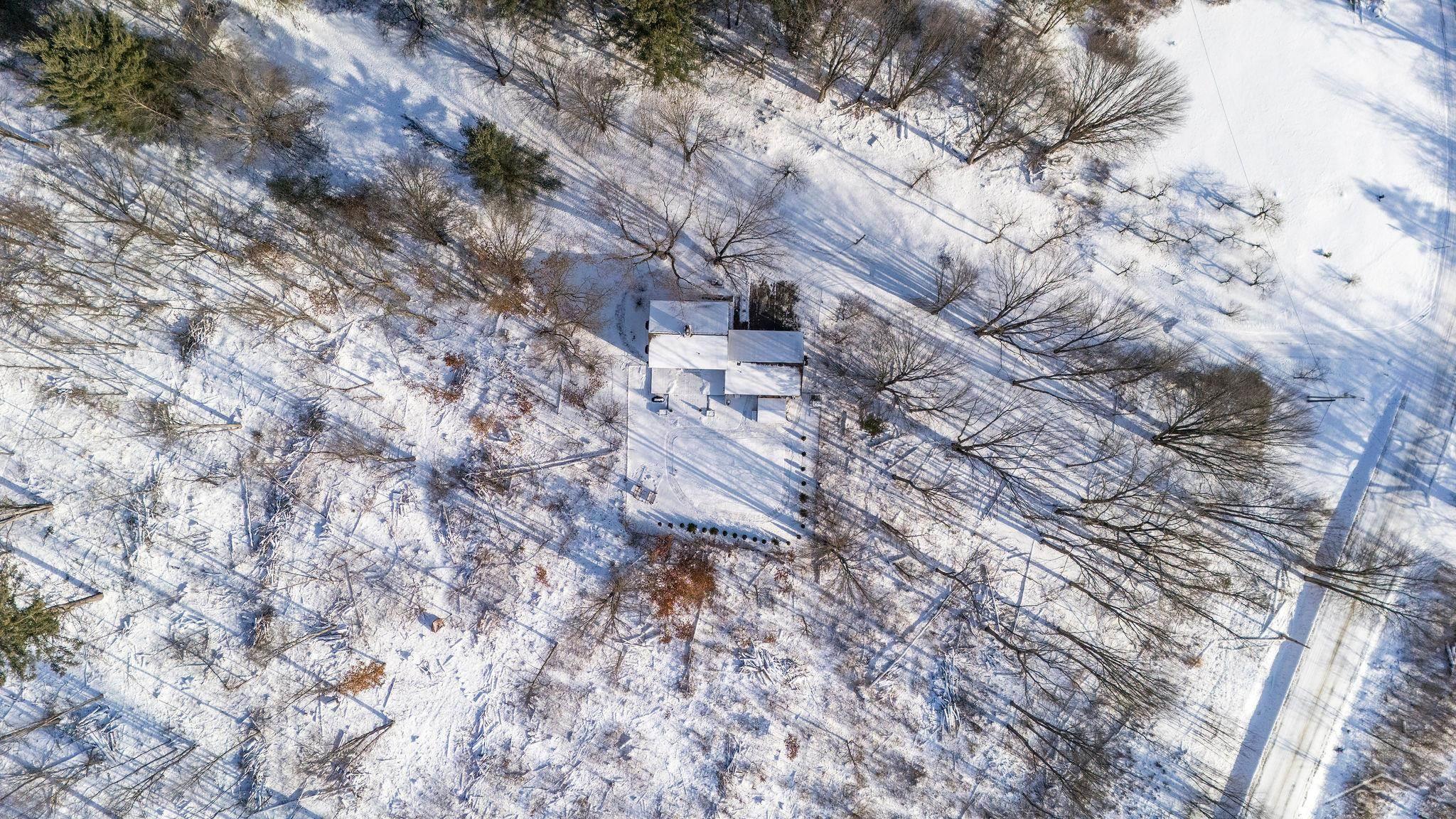 1305 East Pine River Road Midland, MI 48640 - Photo 70 of 73 50195304-061c54e6-a987-4240-b166-36fc7428dfa5.JPG