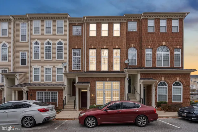 a car parked in front of a building