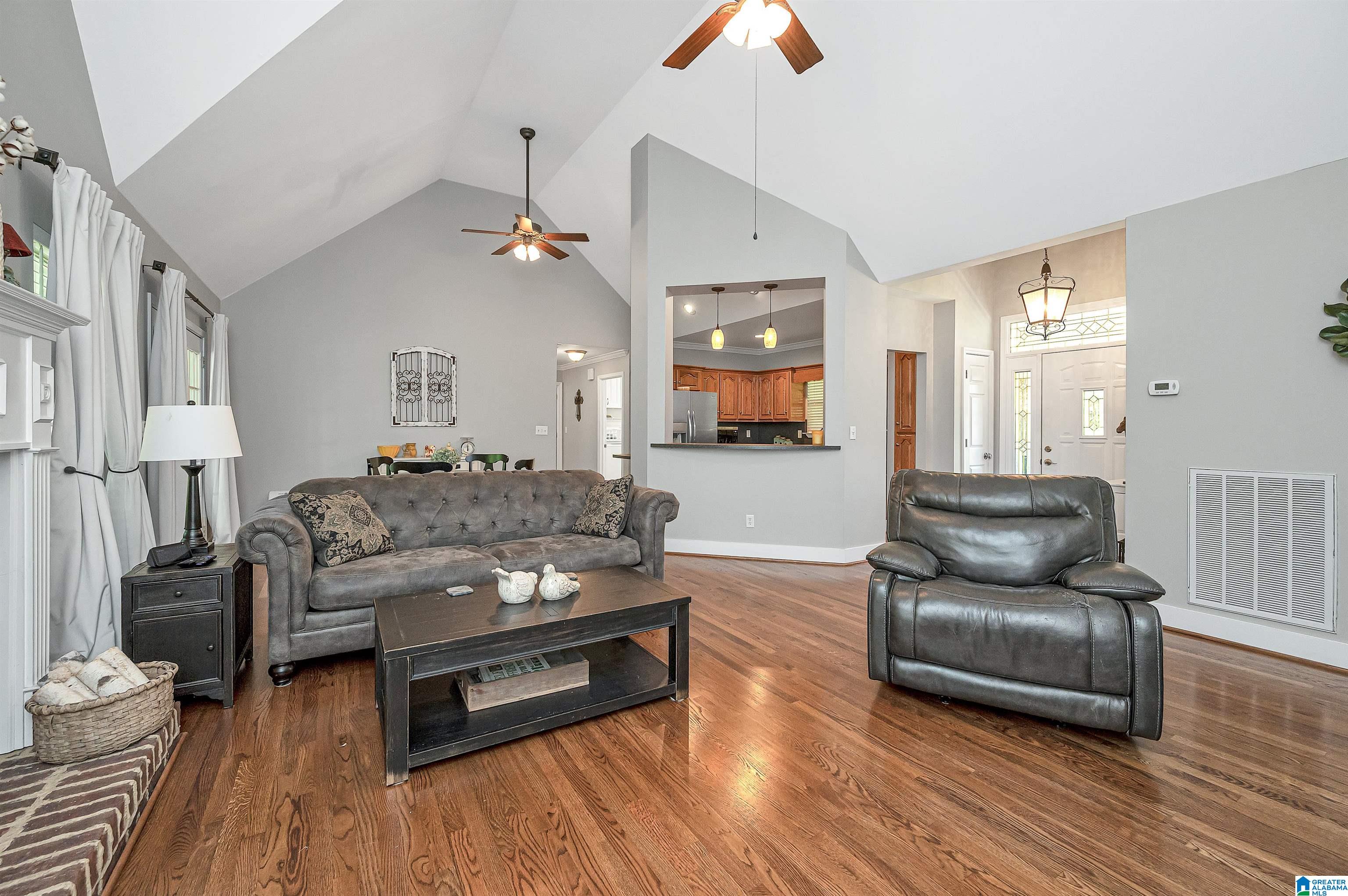 478 Bailey Loop Road Gardendale, AL 35071 - Photo 6 of 39