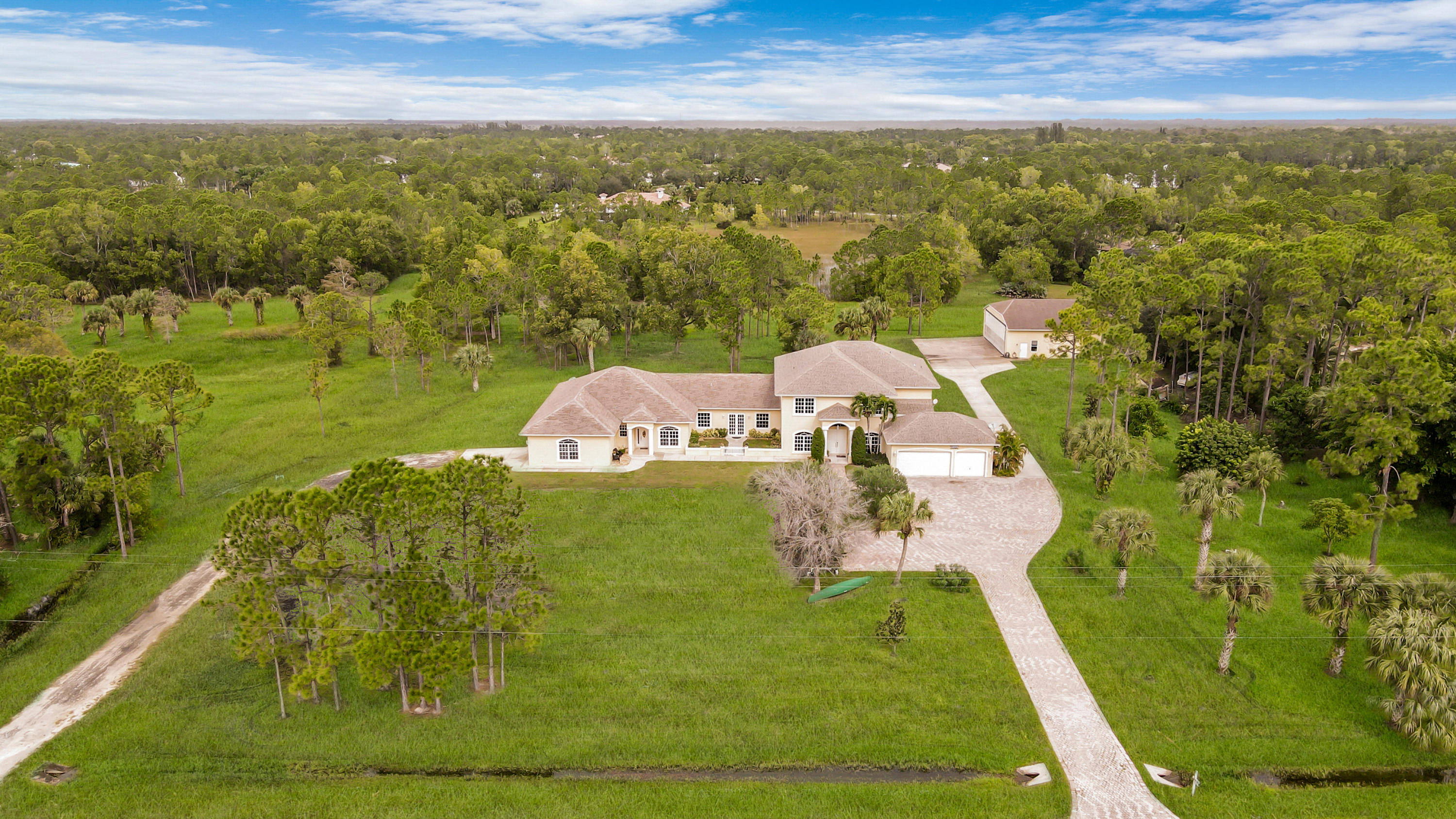 2971 Southeast Tailwinds Road Jupiter, FL 33478 - Photo 3 of 41 4+acres back to taxiway