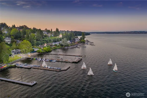 $3,960,000 | 3530 West Laurelhurst Drive Northeast, Seattle, WA 98105