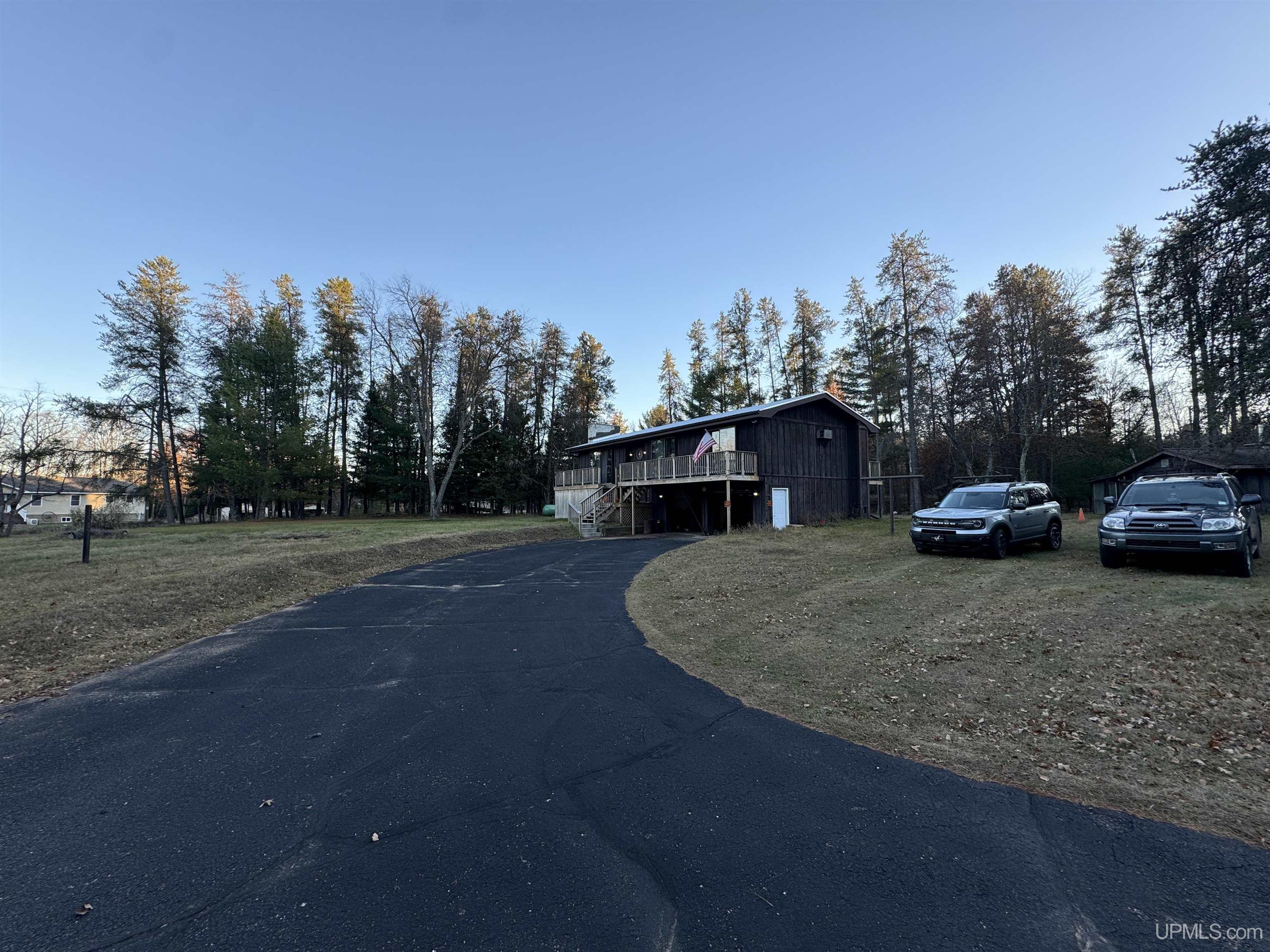 N1435 WPA Road Vulcan, MI 49892 - Photo 3 of 61
