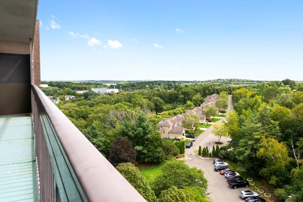 40 Village Road, Unit 1601 Middleton, MA 01949 - Photo 12 of 38