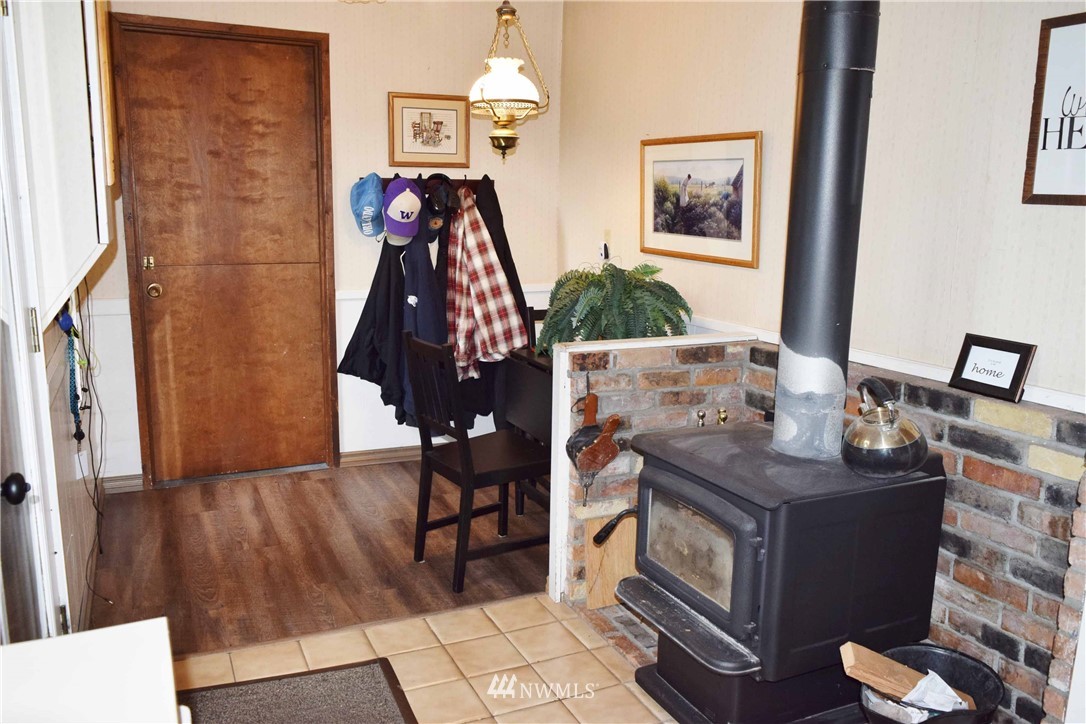 8691 Benson Road Lynden, WA 98264 - Photo 22 of 31 a view of an entryway with furniture and wooden floor