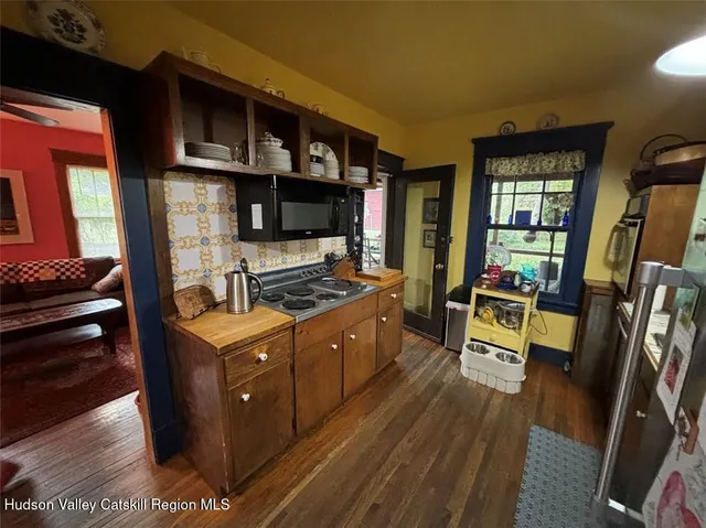 $2,500 | 123 Plains Road, New Paltz, NY 12561