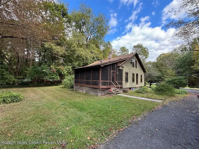 $2,500 | 123 Plains Road, New Paltz, NY 12561