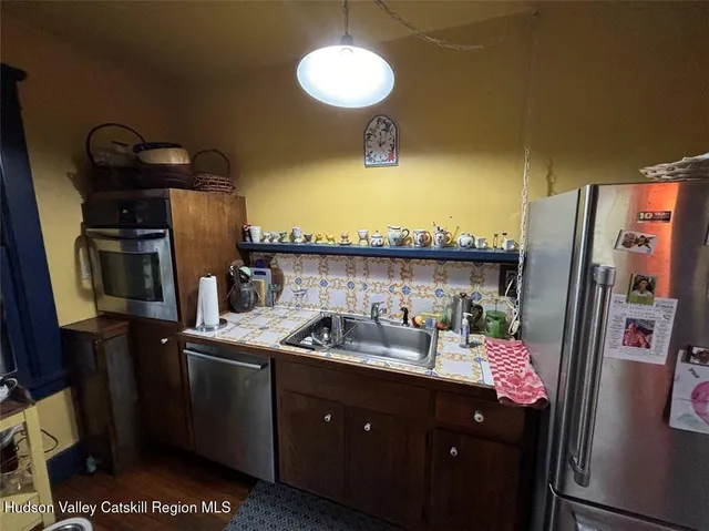 $2,500 | 123 Plains Road, New Paltz, NY 12561