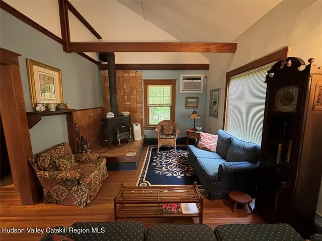 $2,500 | 123 Plains Road, New Paltz, NY 12561