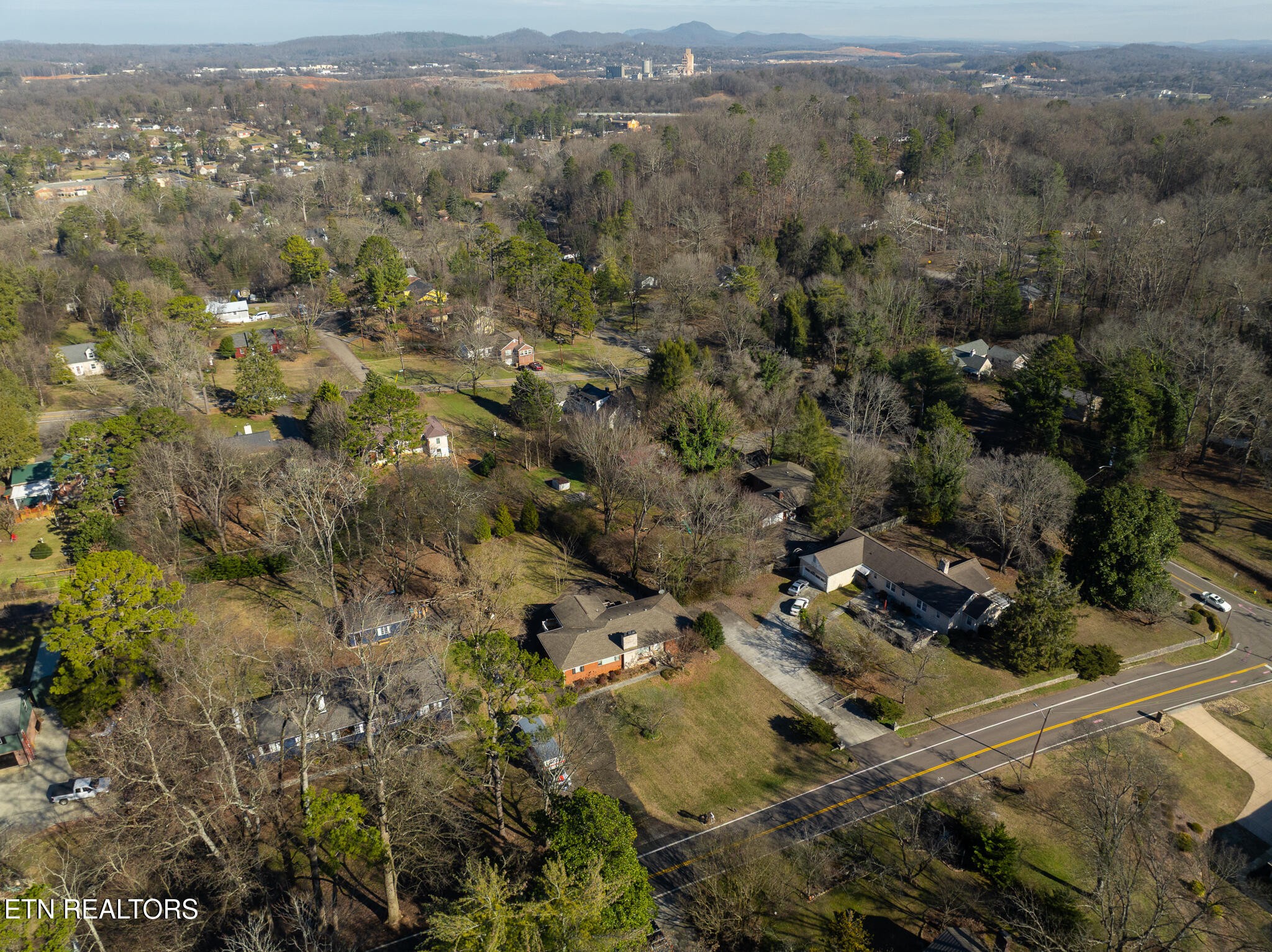 5009 Sunset Road West Knoxville, TN 37914 - Photo 33 of 37 Gallery Image 33