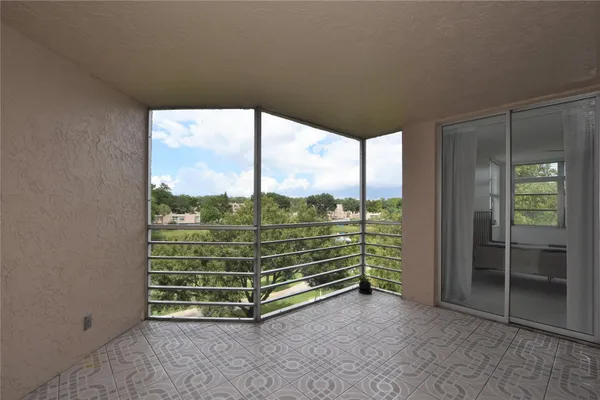 $2,700 | 1831 Sabal Palm Drive, Unit 407, Davie, FL 33324
