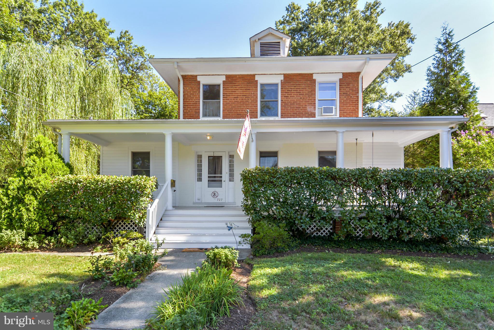 727 Chesapeake Avenue Silver Spring, MD 20910 - Photo 1 of 29 Exterior (Front)