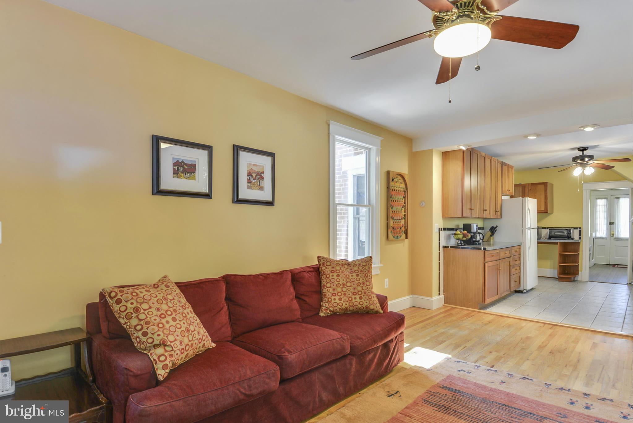 727 Chesapeake Avenue Silver Spring, MD 20910 - Photo 12 of 29 Interior (General)