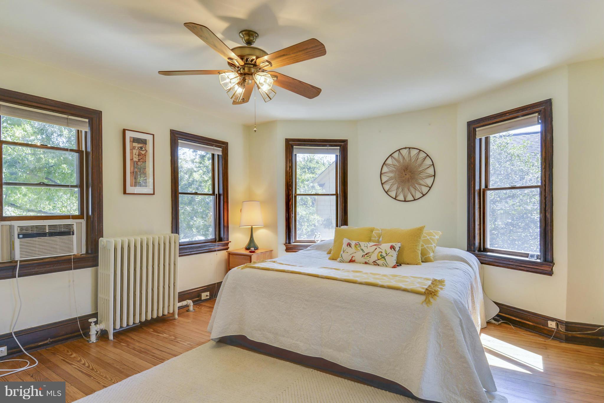 727 Chesapeake Avenue Silver Spring, MD 20910 - Photo 21 of 29 Bedroom3