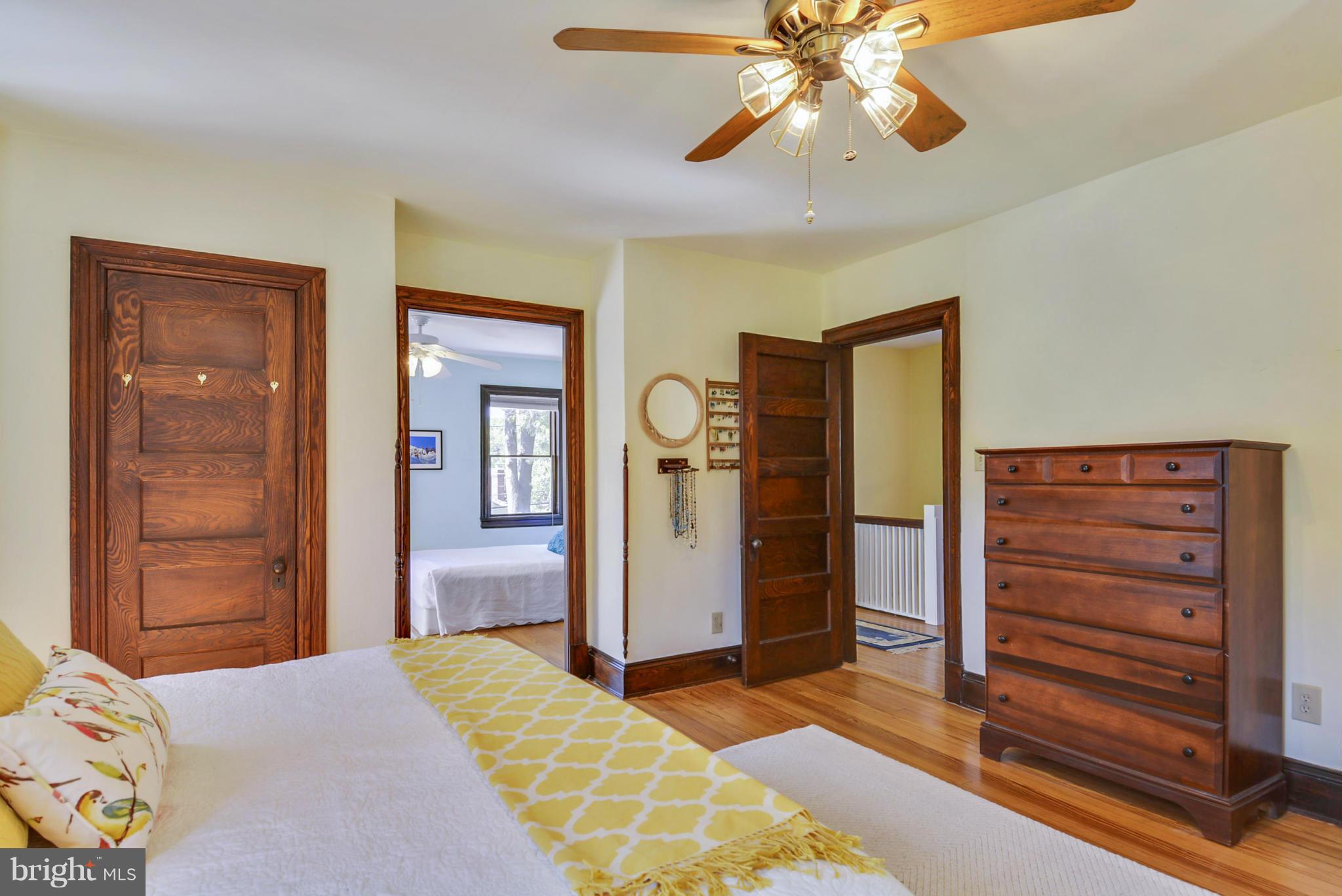 727 Chesapeake Avenue Silver Spring, MD 20910 - Photo 22 of 29 Bedroom3