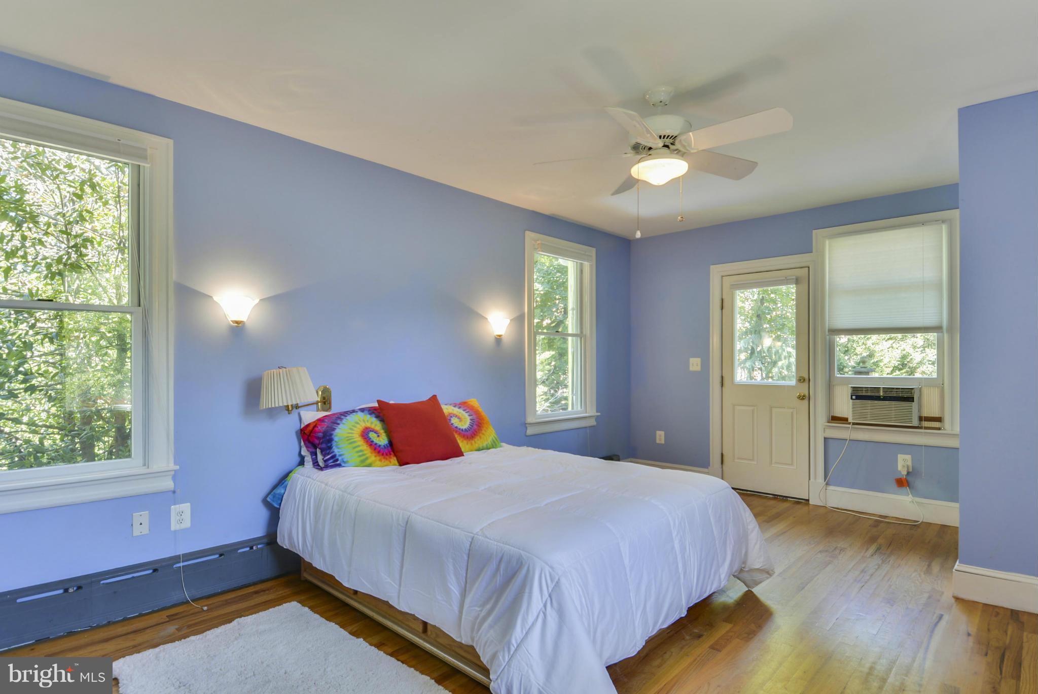 727 Chesapeake Avenue Silver Spring, MD 20910 - Photo 23 of 29 Bedroom4