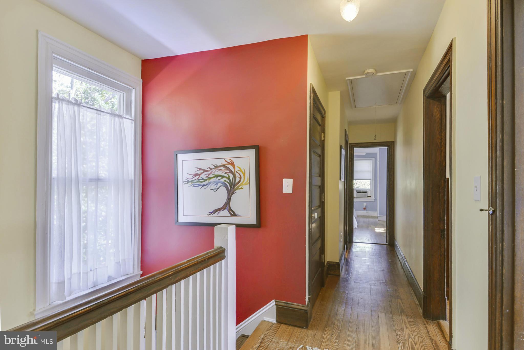 727 Chesapeake Avenue Silver Spring, MD 20910 - Photo 25 of 29 hallway