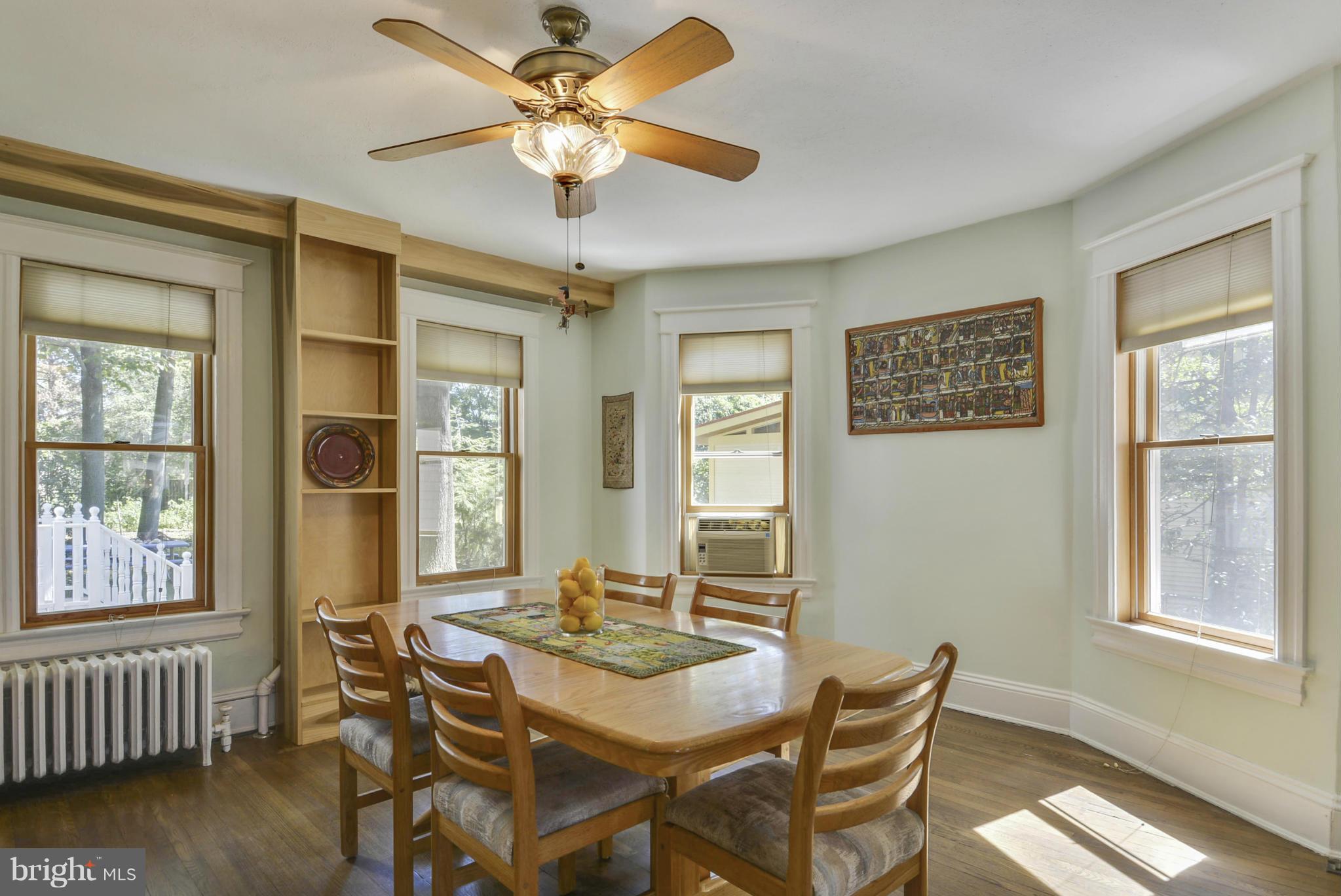 727 Chesapeake Avenue Silver Spring, MD 20910 - Photo 7 of 29 Dining Room