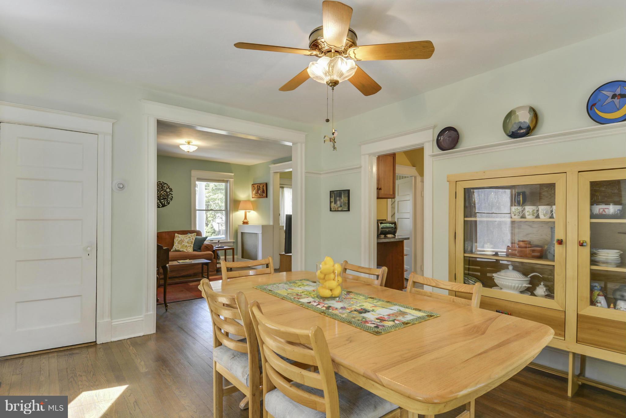 727 Chesapeake Avenue Silver Spring, MD 20910 - Photo 8 of 29 Dining Room