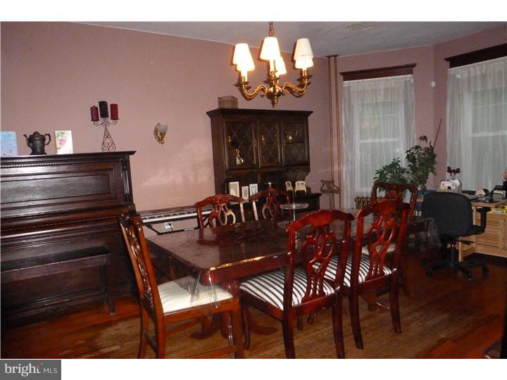254 Vineyard Road Atco, NJ 08004 - Photo 5 of 23 Dining Room