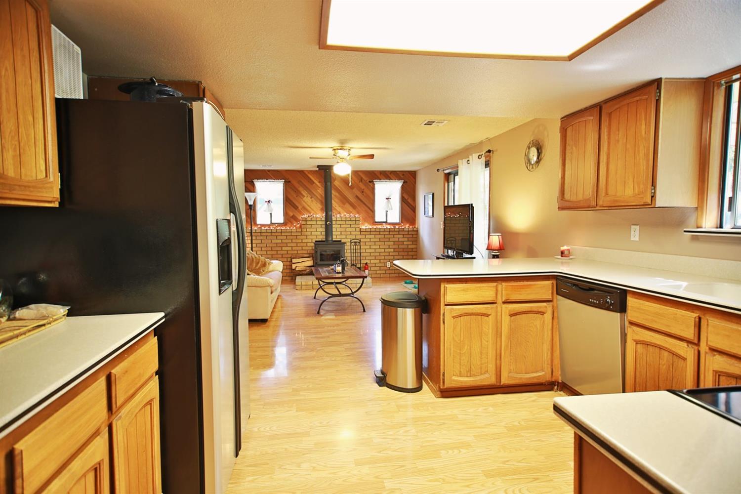 1485 Summit Loop Grants Pass, OR 97527 - Photo 5 of 30 Additional Photo