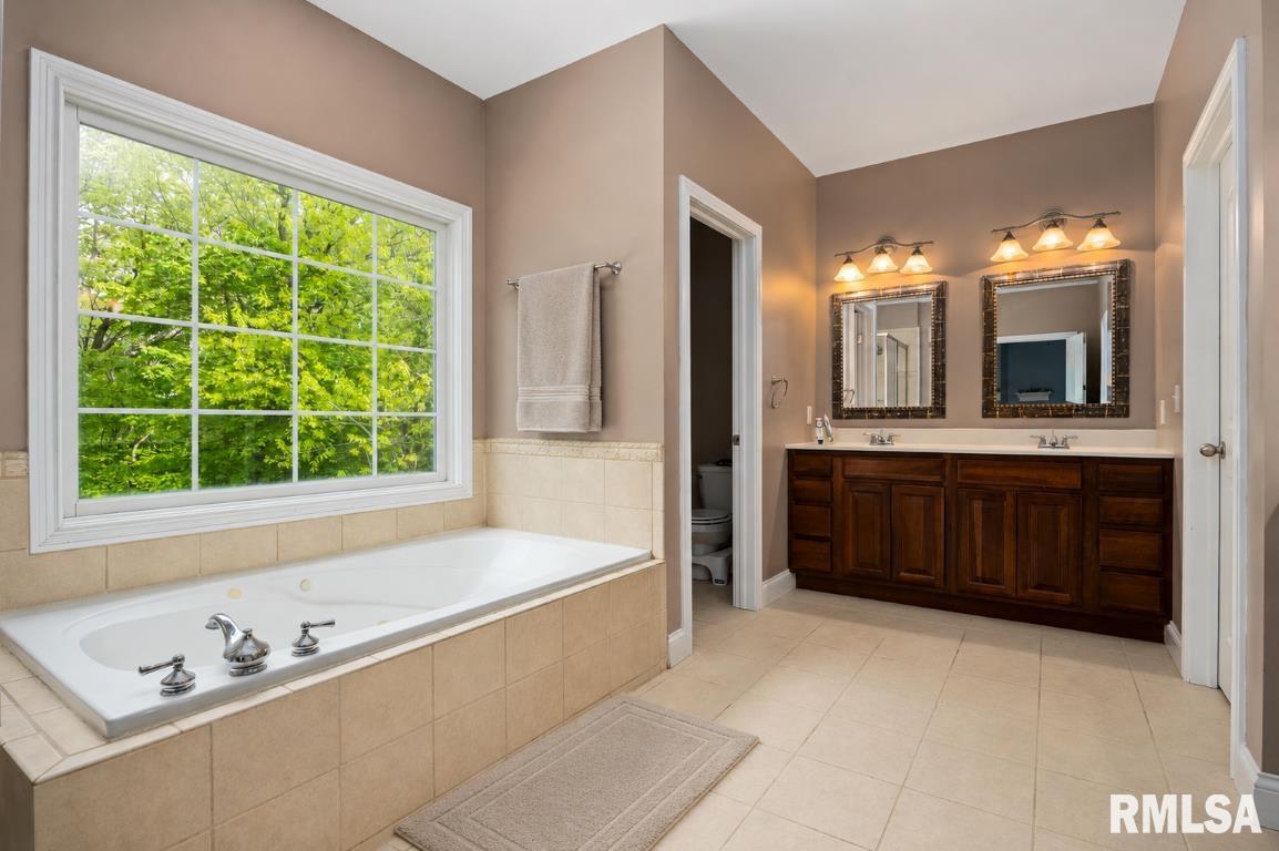 1817 Autumn Ridge Washington, IL 61571 - Photo 45 of 56