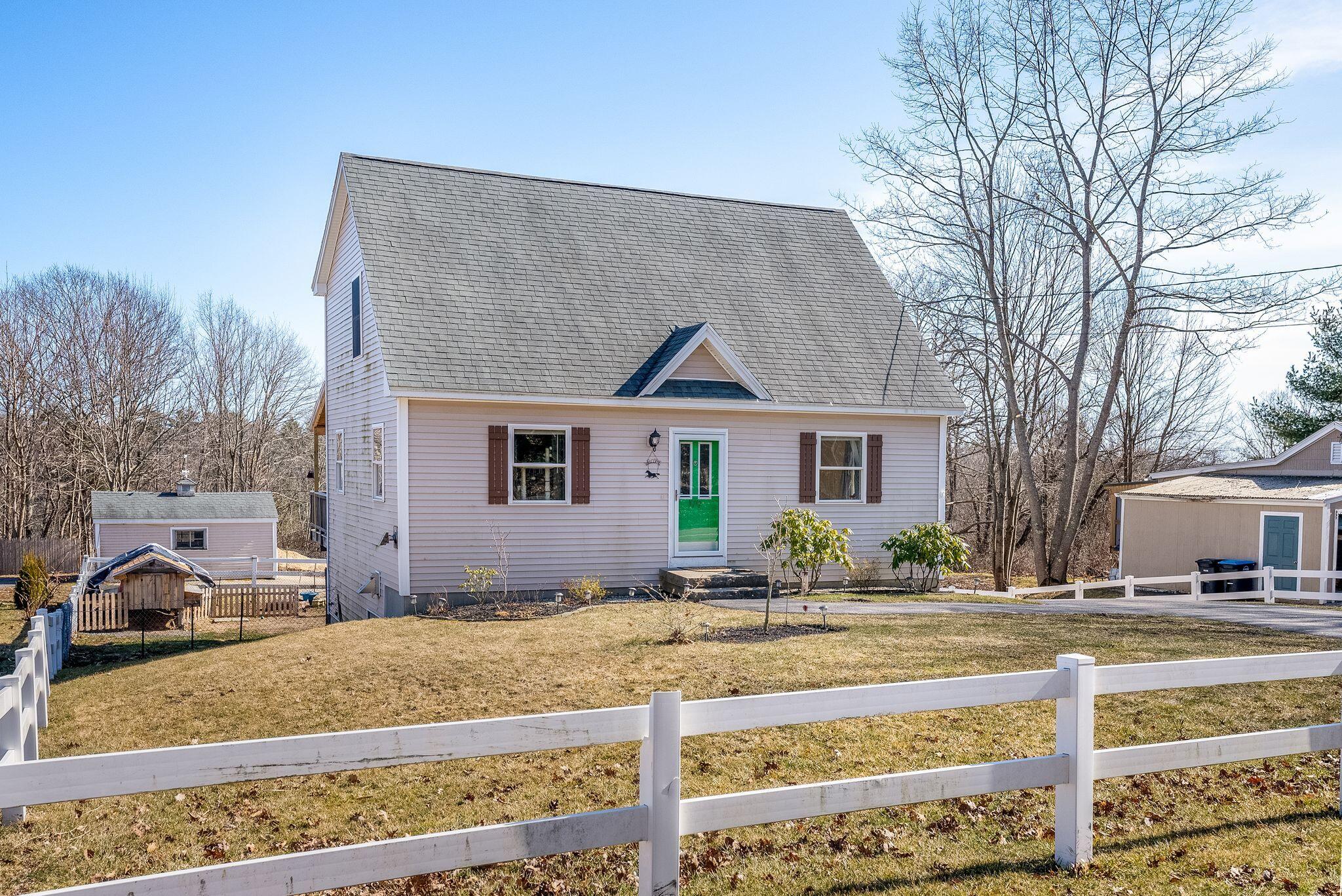 179 Middle Road Falmouth, ME 04105 - Photo 2 of 25 2_DSC09323