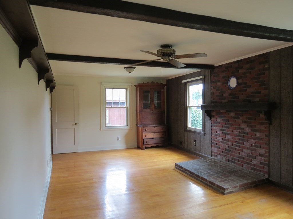 150 Green River Road Greenfield, MA 01301 - Photo 7 of 13 Gallery Image 7