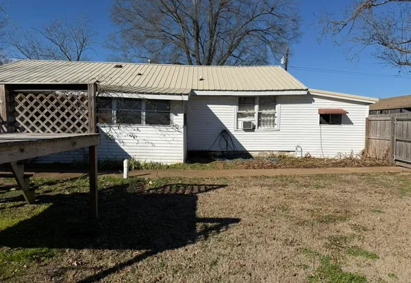 $70,000 | 150 Powell Street, Hickory Valley, TN 38042