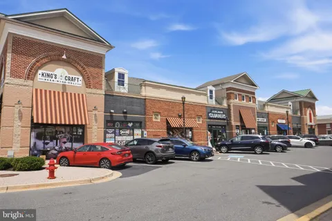 $415,000 | 404 King Farm Boulevard, Unit 40406, Rockville, MD 20850