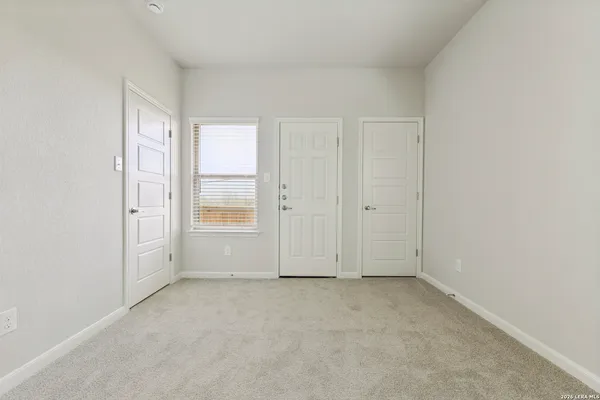 $1,500 | 7126 Magnolia Creek, Unit 101, San Antonio, TX 78252