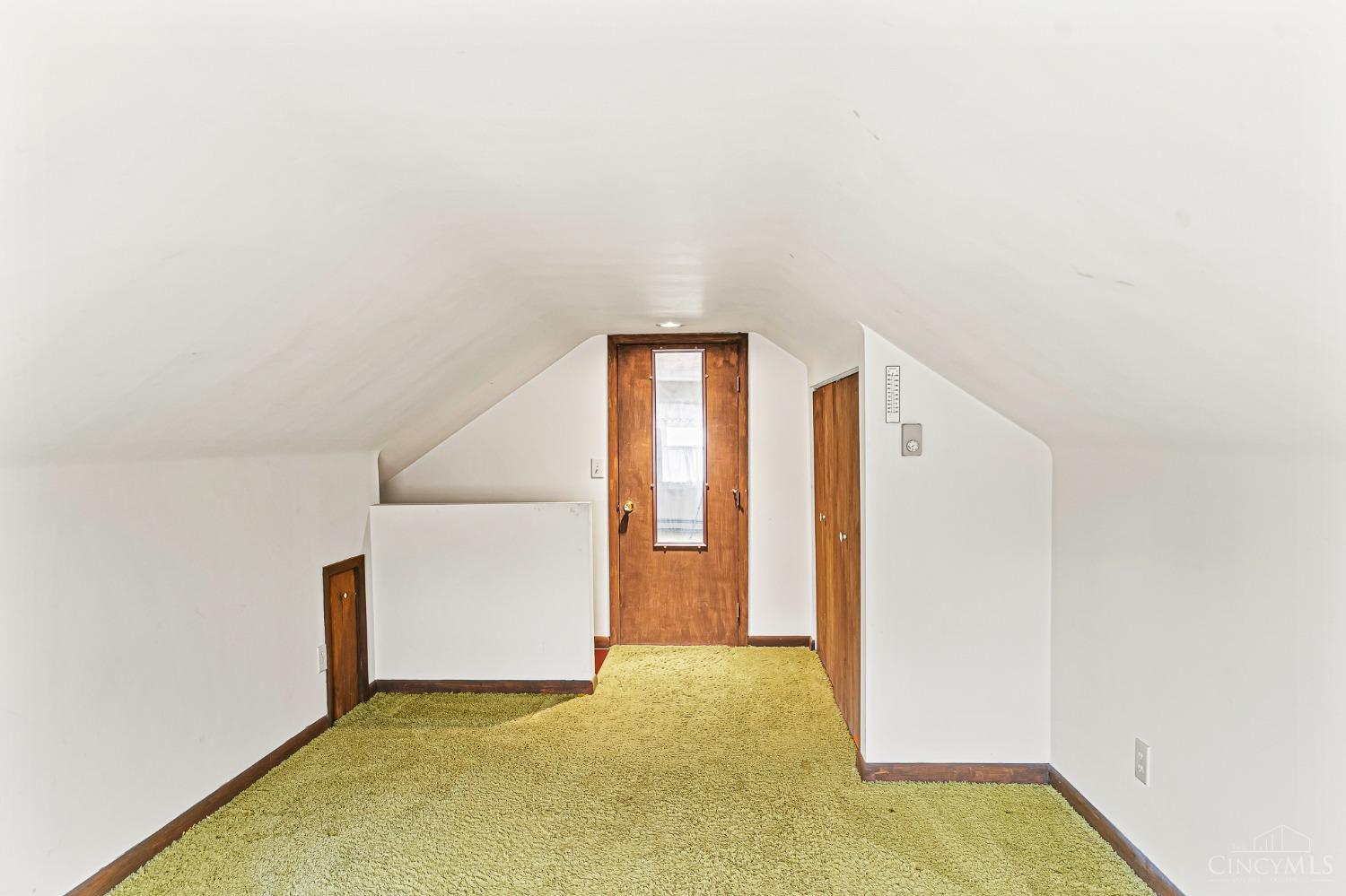 5988 Lawrence Road Cincinnati, OH 45248 - Photo 20 of 26