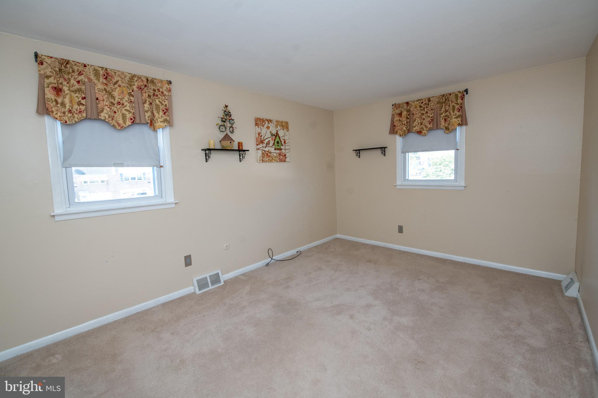 10200 East Keswick Road Philadelphia, PA 19114 - Photo 11 of 33 Gallery Image 11