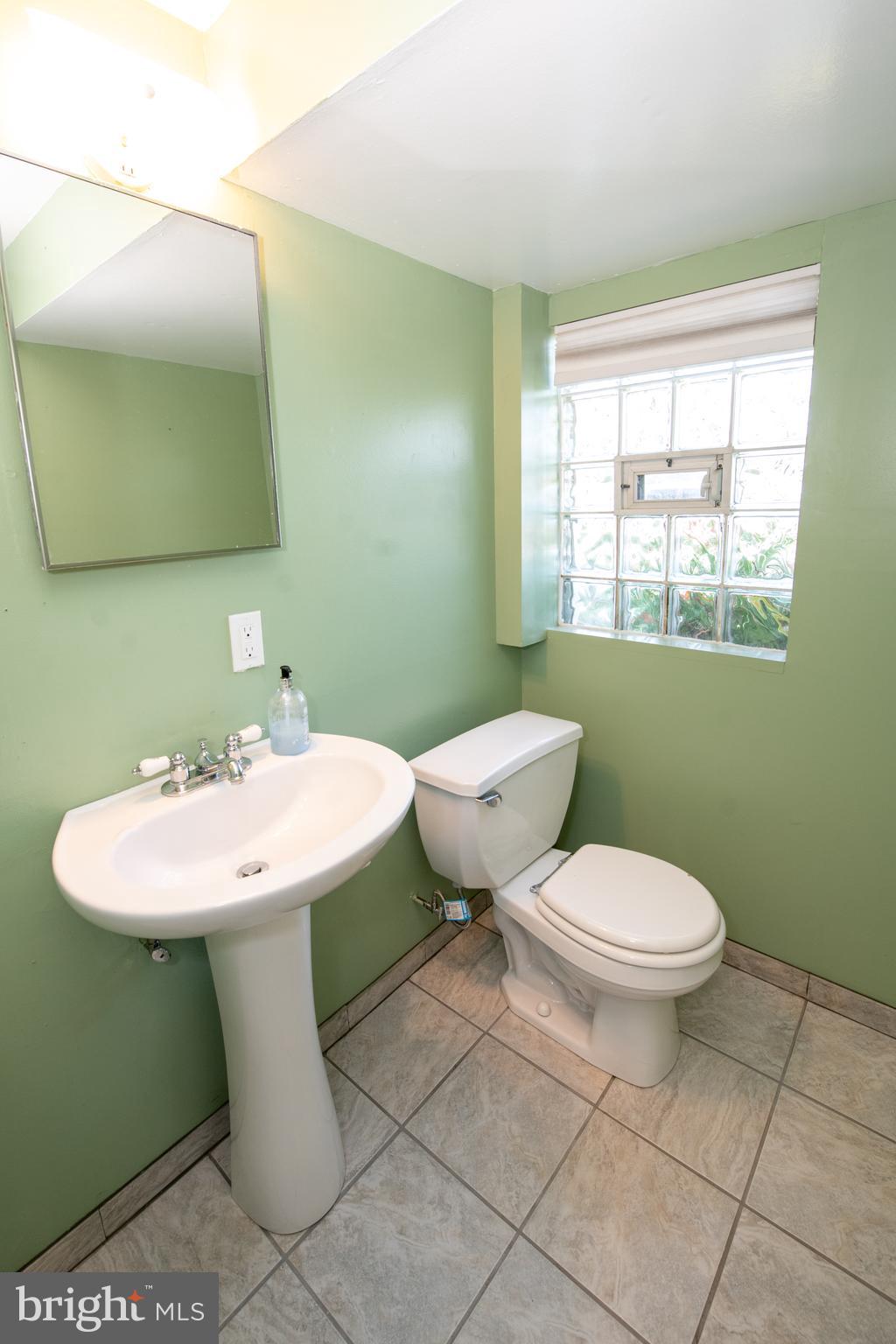 10200 East Keswick Road Philadelphia, PA 19114 - Photo 26 of 33 Gallery Image 26