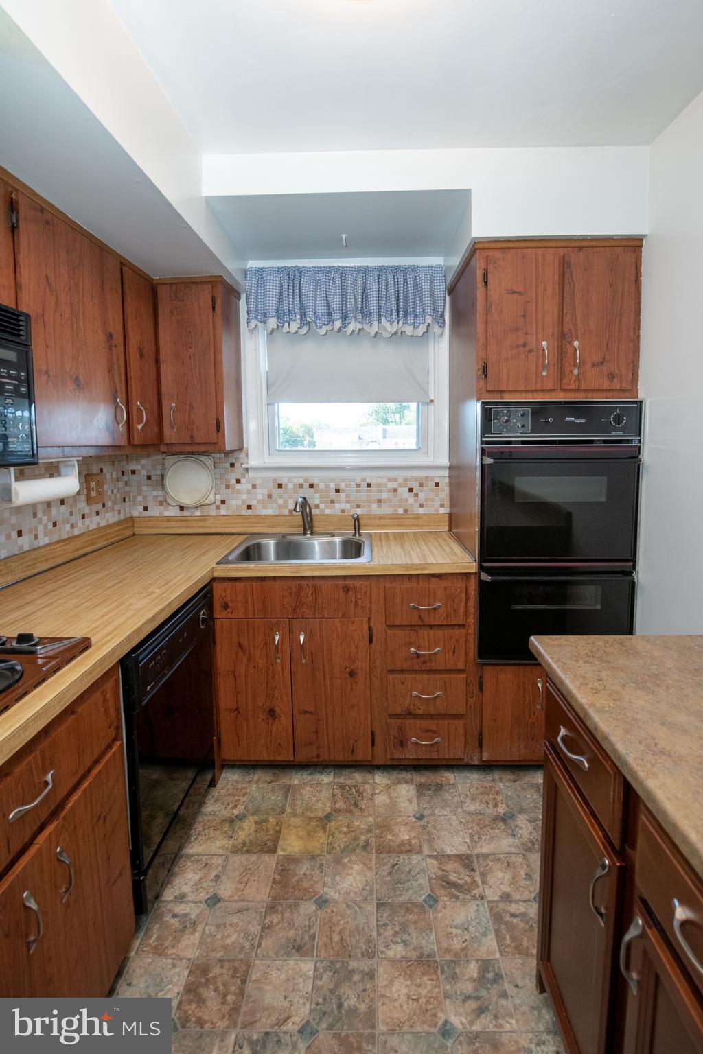 10200 East Keswick Road Philadelphia, PA 19114 - Photo 9 of 33 Gallery Image 9
