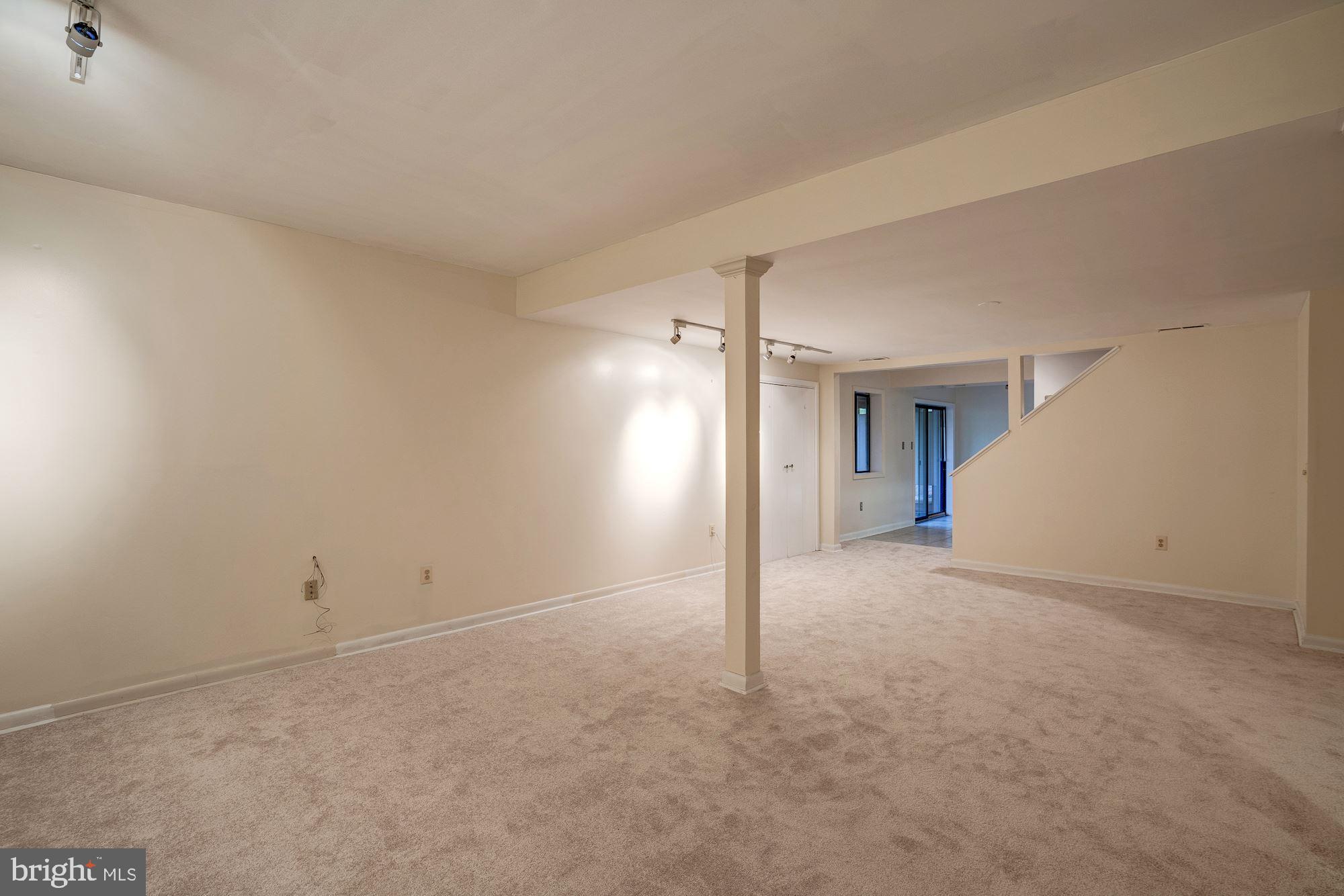 9205 Potomac Ridge Road Great Falls, VA 22066 - Photo 21 of 32 Gallery Image 21