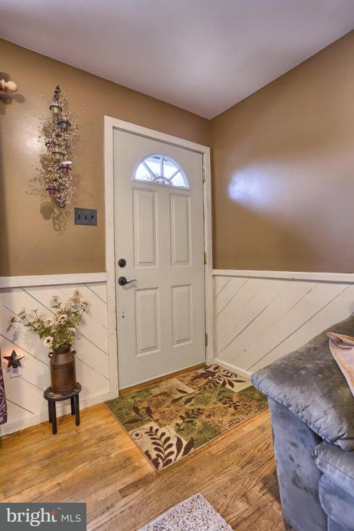 123 Oakview Road Lancaster, PA 17602 - Photo 2 of 32 Gallery Image 2
