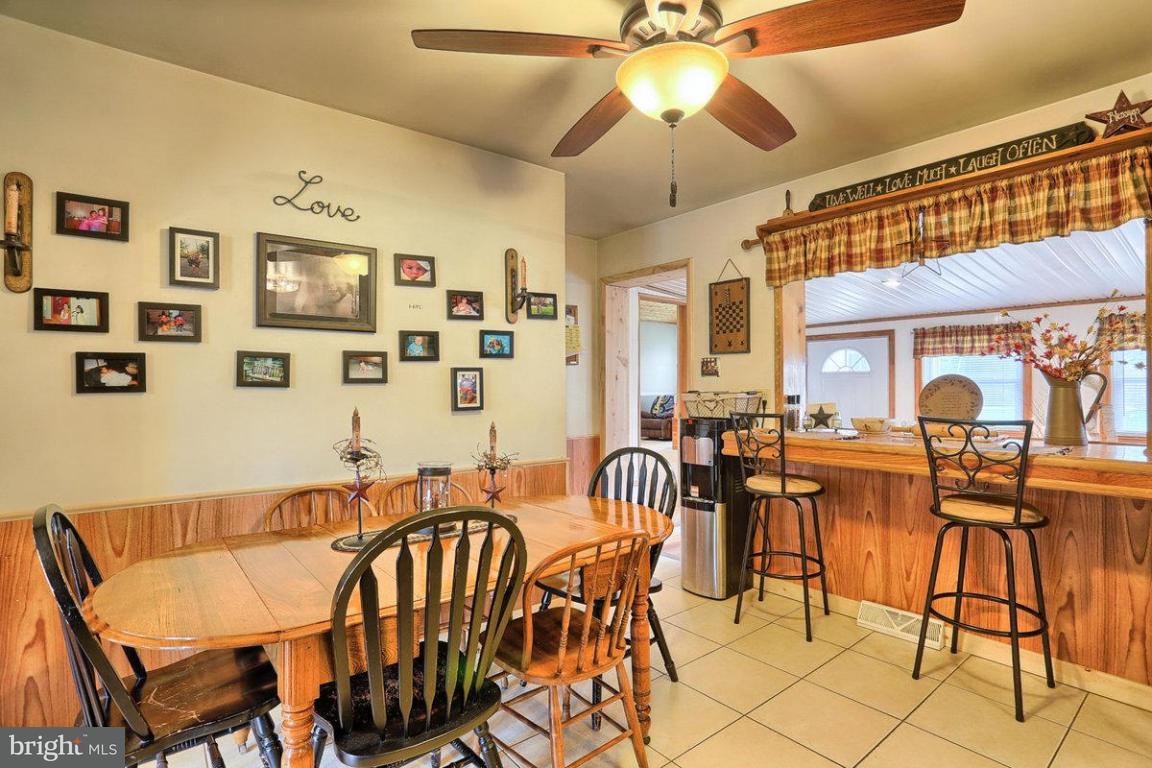 123 Oakview Road Lancaster, PA 17602 - Photo 12 of 32 Gallery Image 12