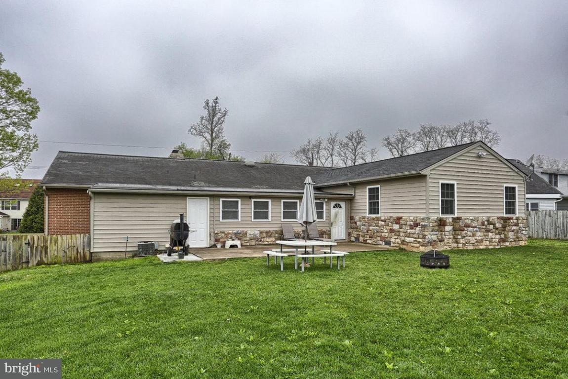 123 Oakview Road Lancaster, PA 17602 - Photo 27 of 32 Gallery Image 27