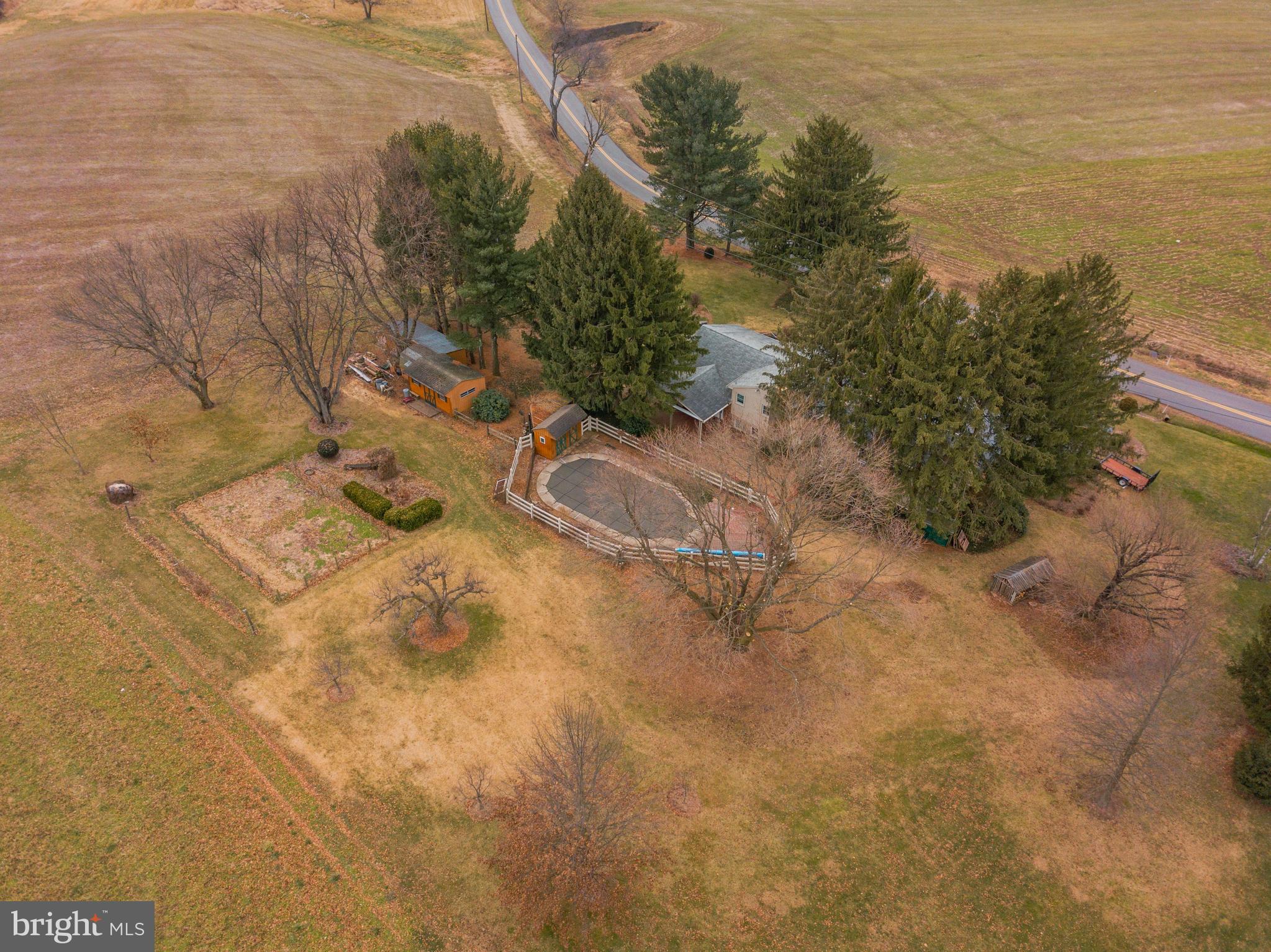 740 Pine Street Barto, PA 19504 - Photo 4 of 42