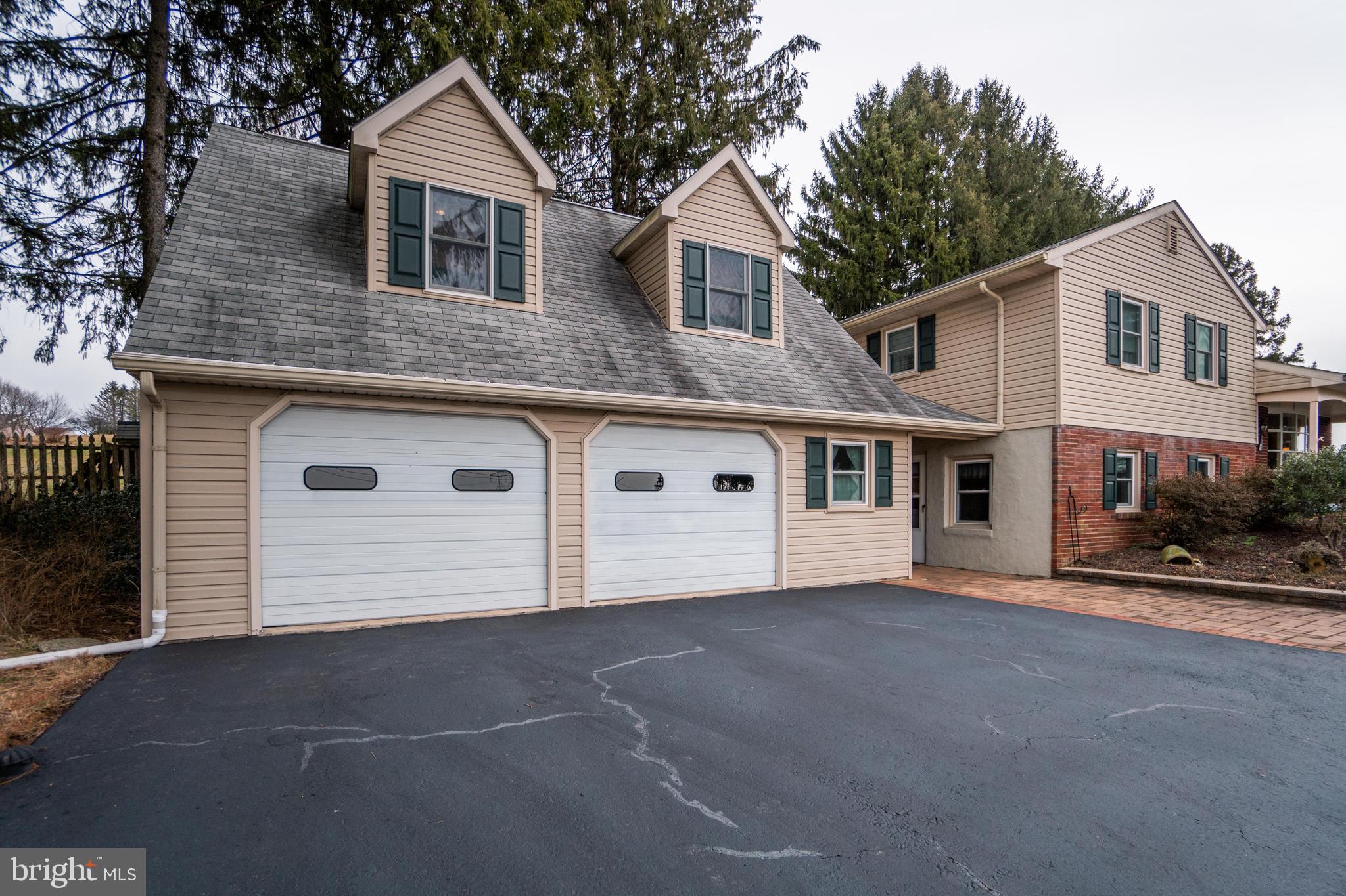 740 Pine Street Barto, PA 19504 - Photo 9 of 42 Garage