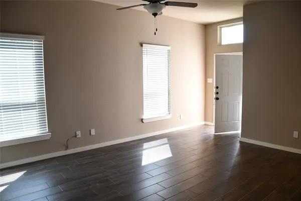 $1,845 | 106 Wickersham, Unit B, Conroe, TX 77304