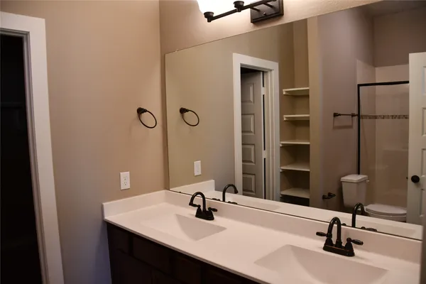 $1,845 | 106 Wickersham, Unit B, Conroe, TX 77304