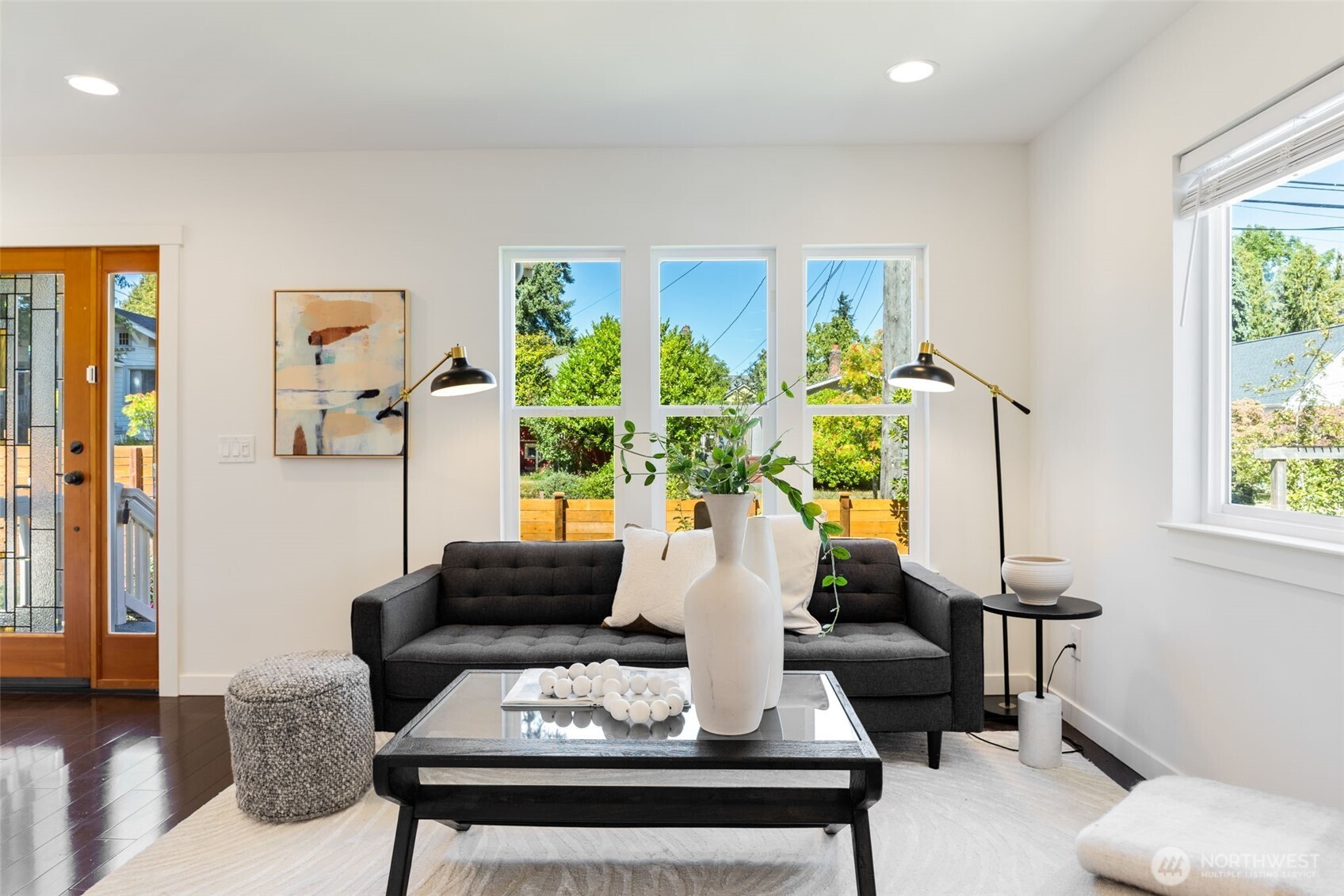 535 North 73rd Street Seattle, WA 98103 - Photo 3 of 27 Gallery Image 3