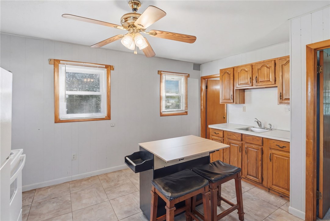 25 Pine Swamp Road Cumberland, RI 02895 - Photo 21 of 40 Unit 2