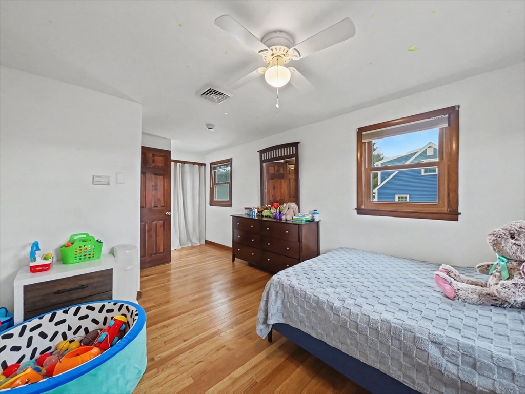 23 Rachel Street Springfield, MA 01129 - Photo 14 of 35