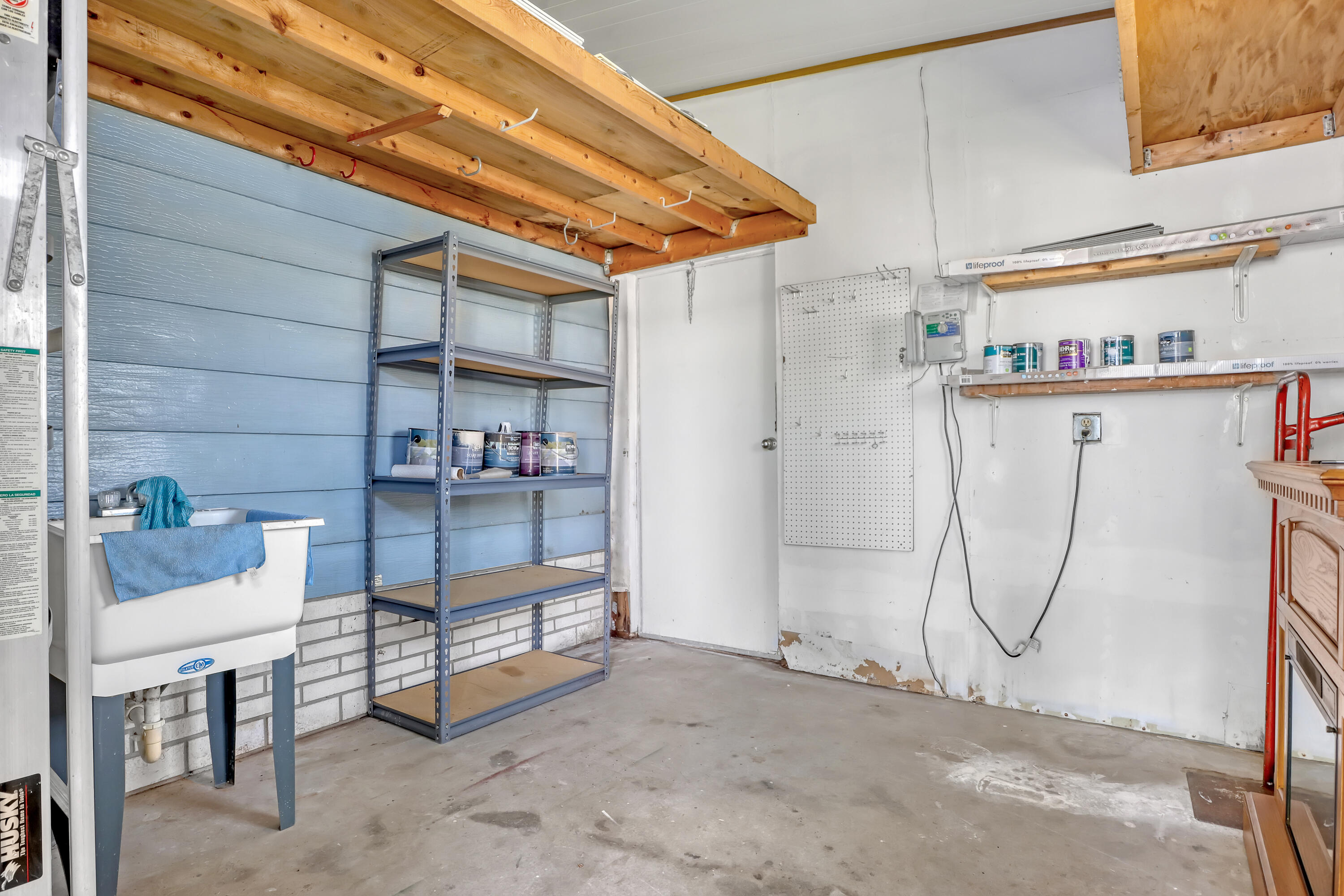 464 Dolphin Circle Barefoot Bay, FL 32976 - Photo 26 of 42 a view of an outdoor space